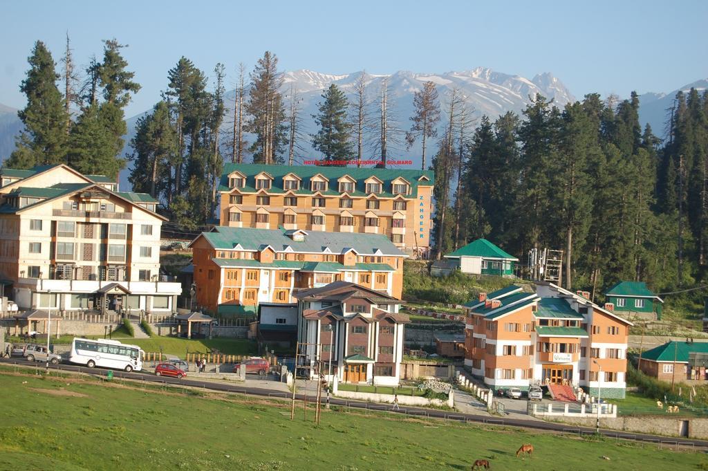 Hotel Zahgeer Continental Gulmarg Dış mekan fotoğraf