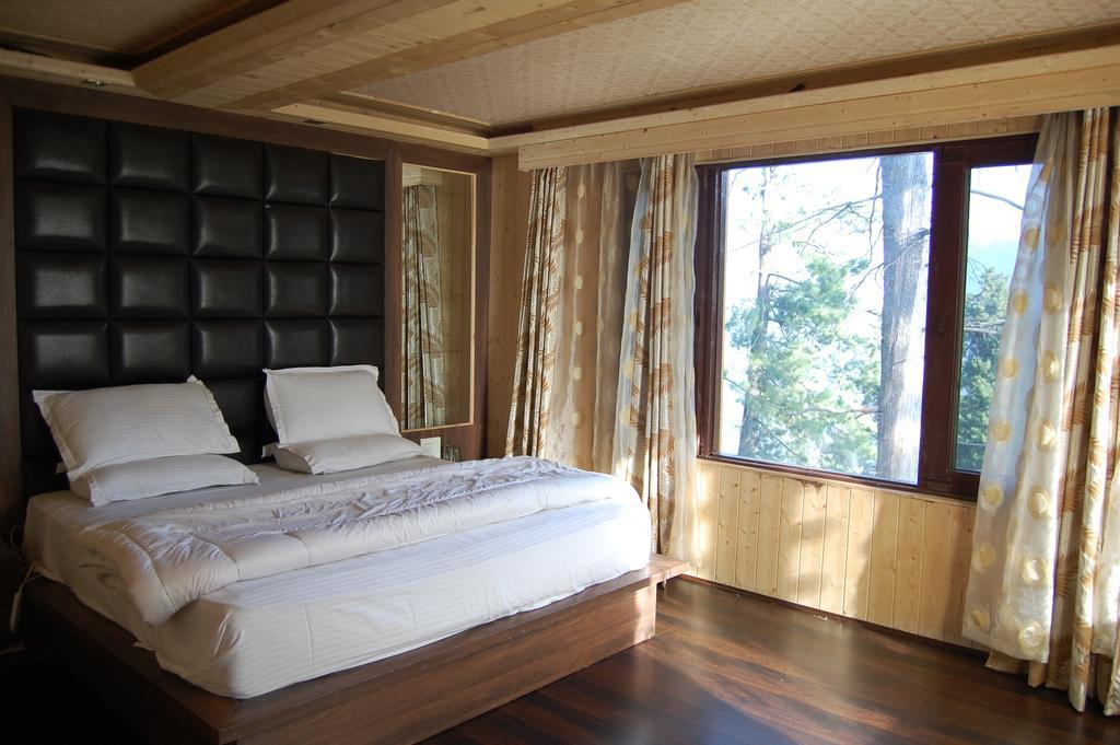 Hotel Zahgeer Continental Gulmarg Oda fotoğraf